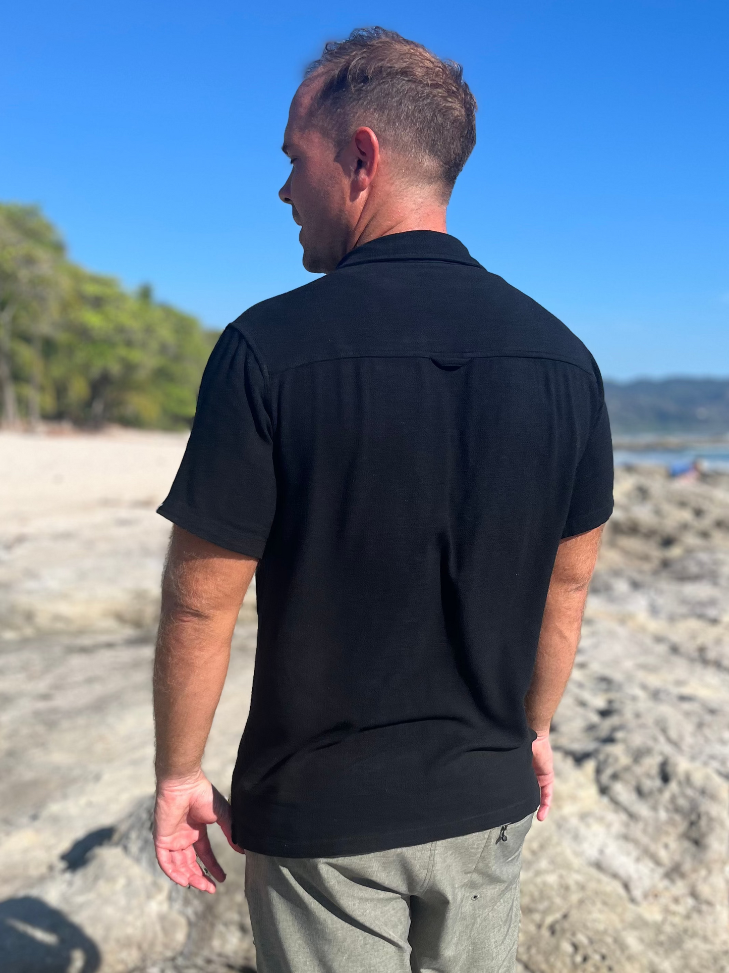 Men's Linen Blend Camp Shirt – Coconut Buttons